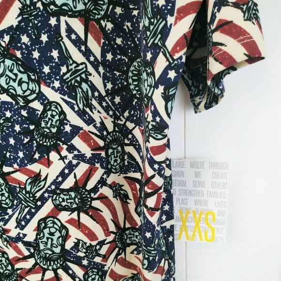 LuLaRoe Irma Tunic Top NWT oversized Small Statue of Liberty 4th of July - Picture 5 of 7